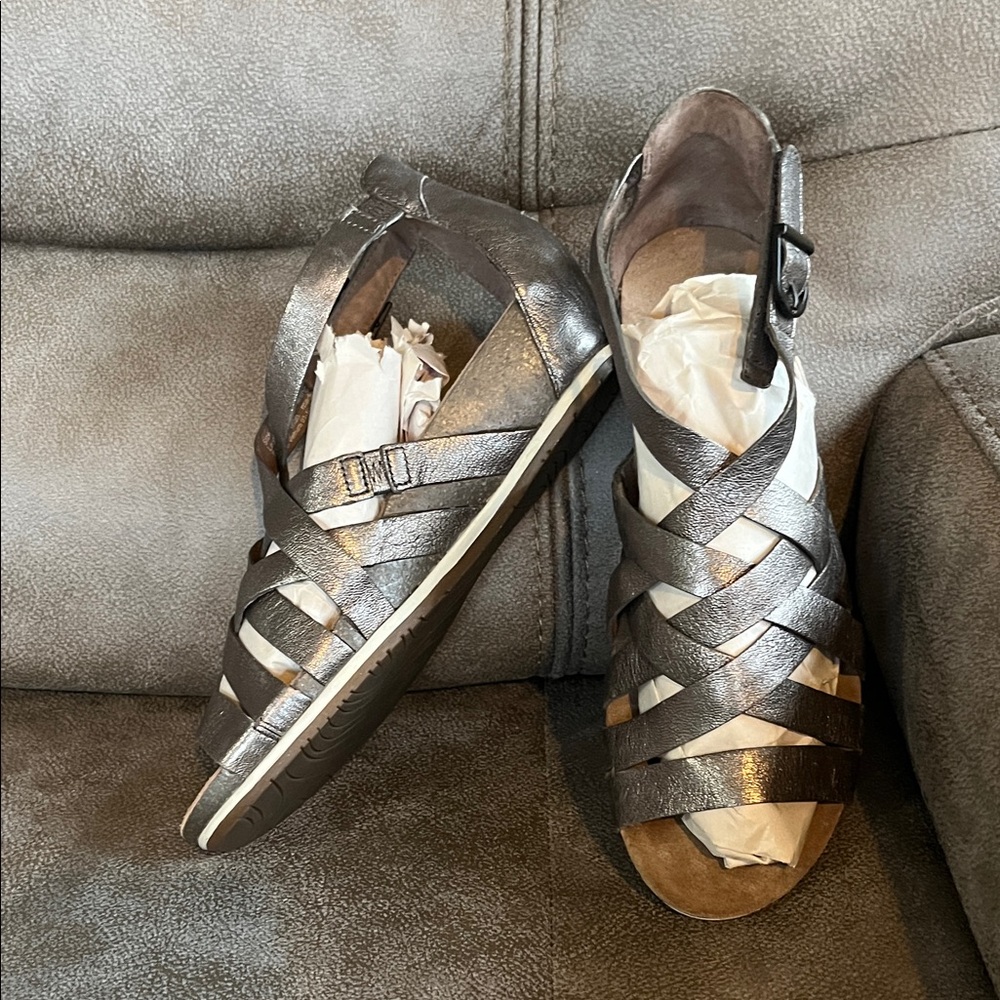 Dansko Vivian Gladiator Strappy Metallic Leather Sandals - Picture 2 of 12